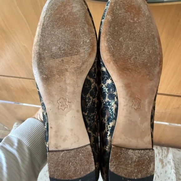 Pre-Loved Black Leopard Saks Fifth Avenue Ballet Flats - Size 6.5 - Picture 5 of 7